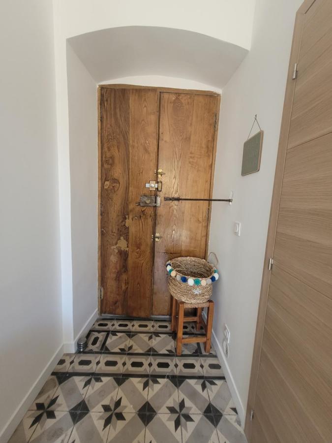Erbalunga : Renove, Bel Emplacement Appartement *